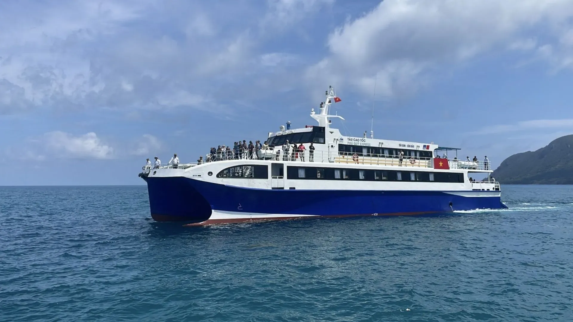 Tàu Phú Quý Express đi Phú Quý
